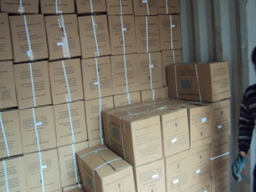 出口阿联酋双面胶保温钉300万套