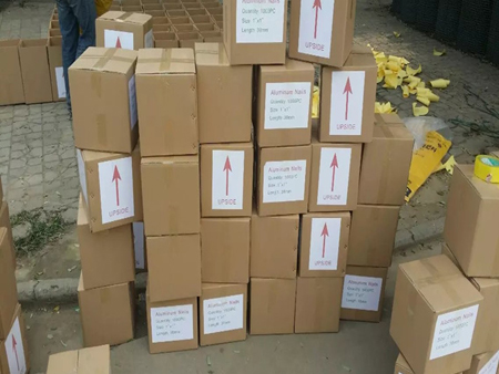 出口俄罗斯精品铝钉一批